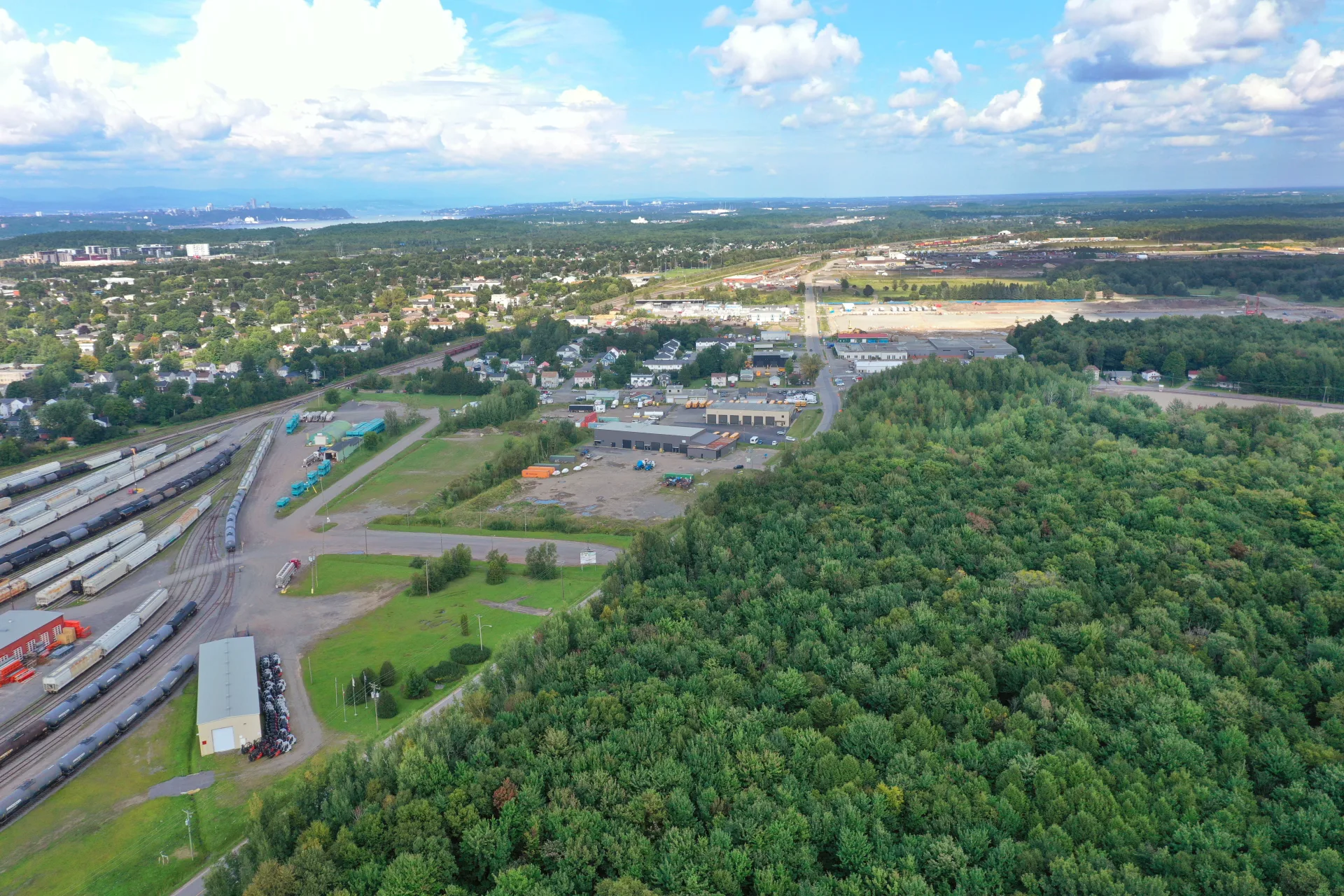 Une vue aérienne du parc industriel Charny