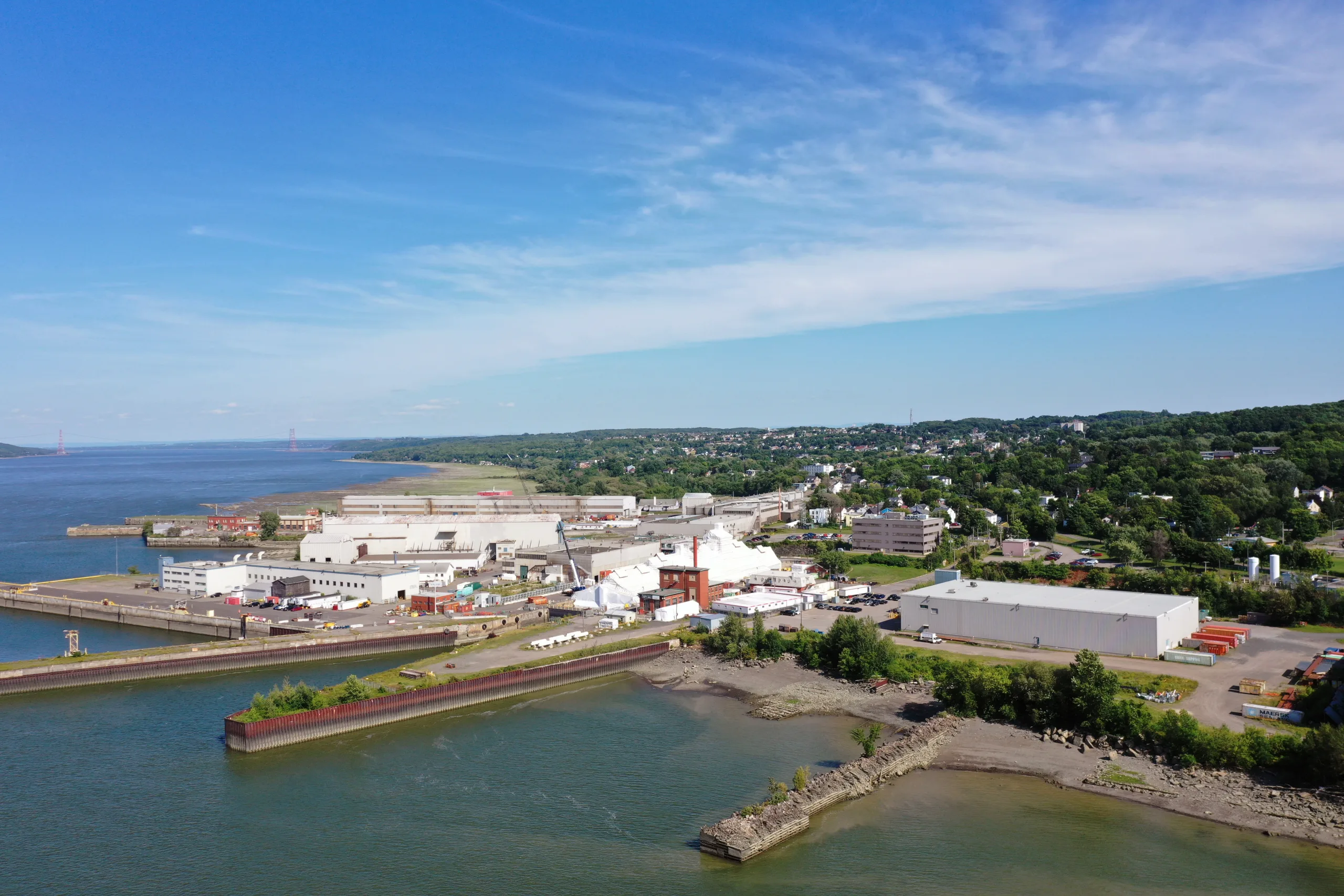 Une vue aérienne de la zone industrielle Davie.