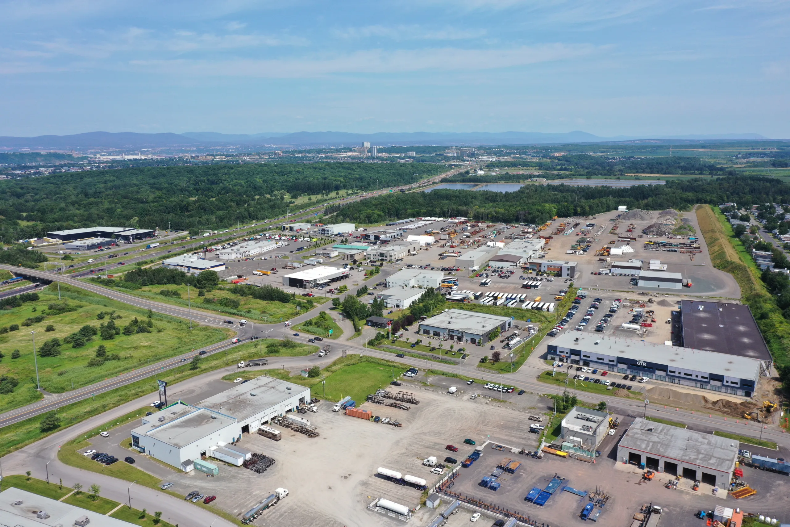 Vue aérienne de l'Enviroparc l'Auberivière