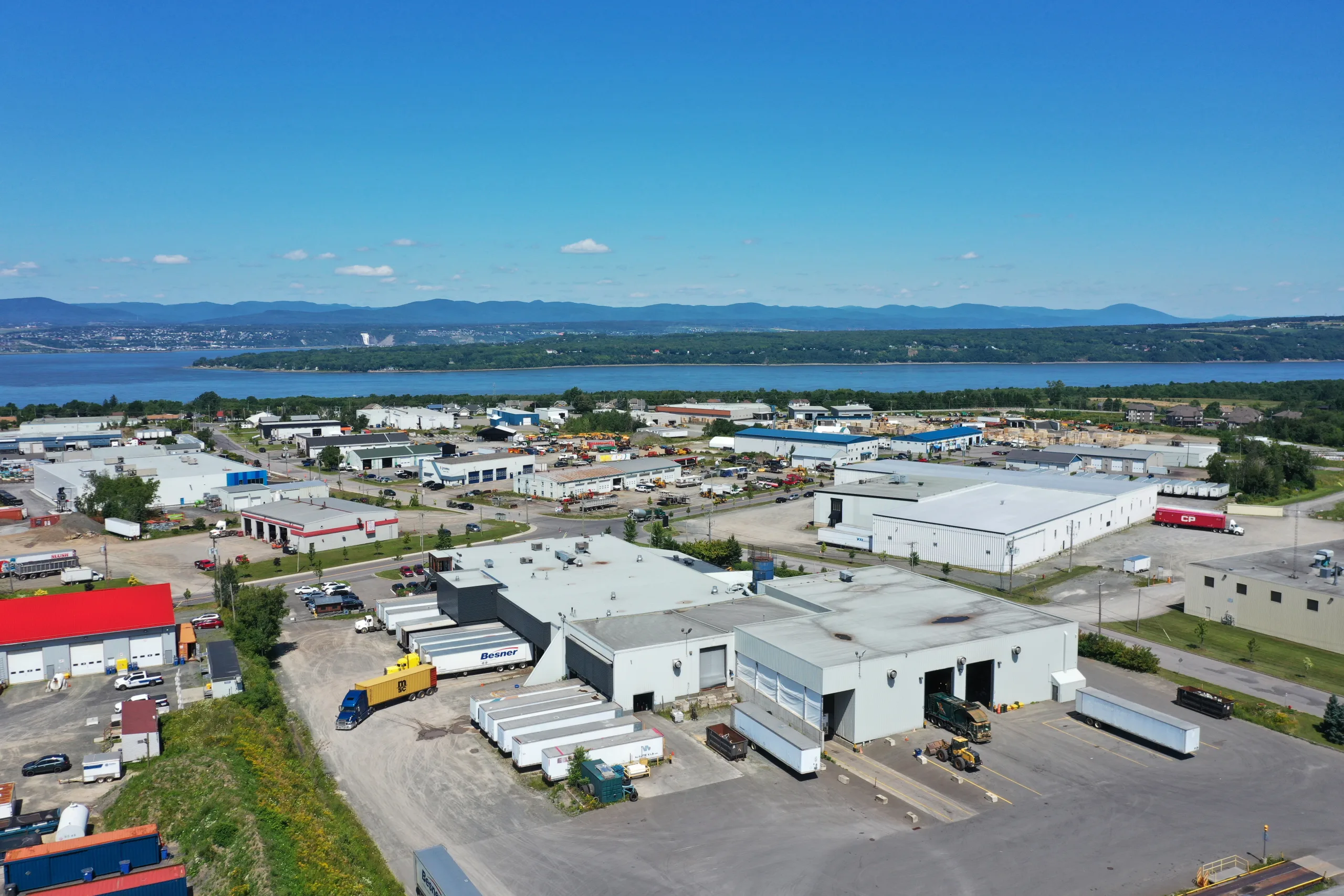 Vue aérienne du parc industriel Lauzon