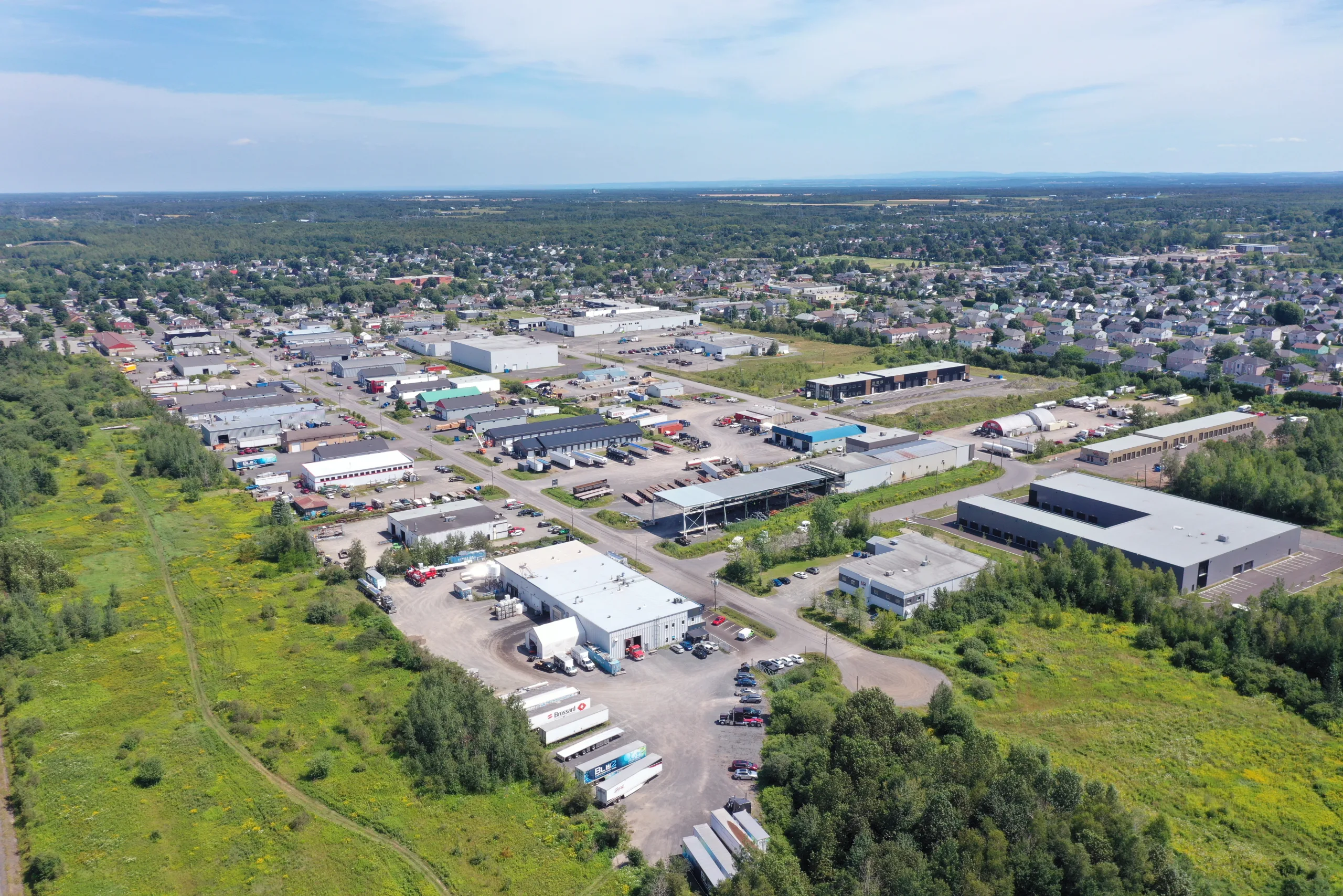 Une vue aérienne du parc industriel Saint-Jean