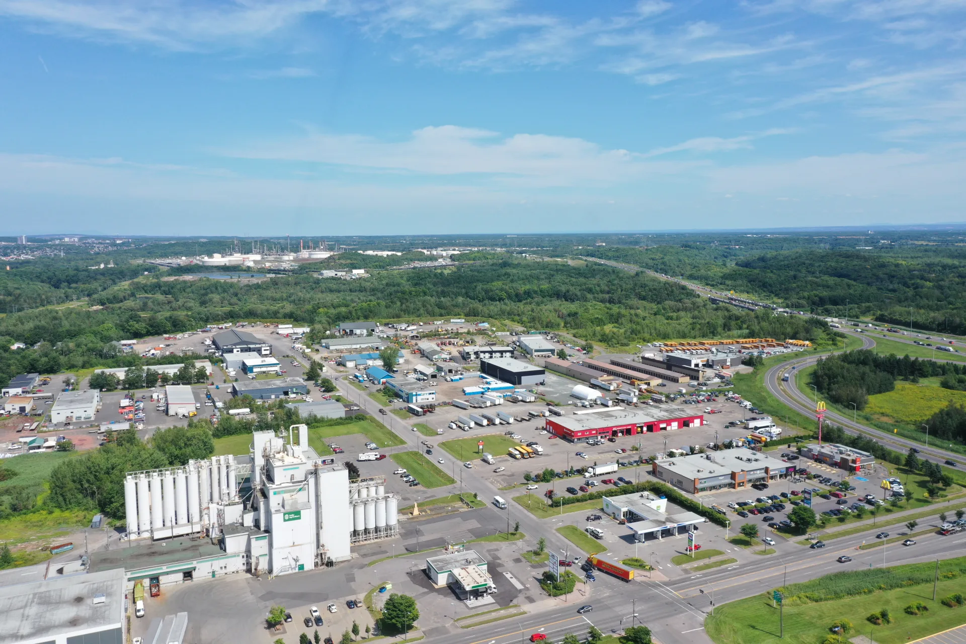 Une vue aérienne du parc industriel Saint-Romuald
