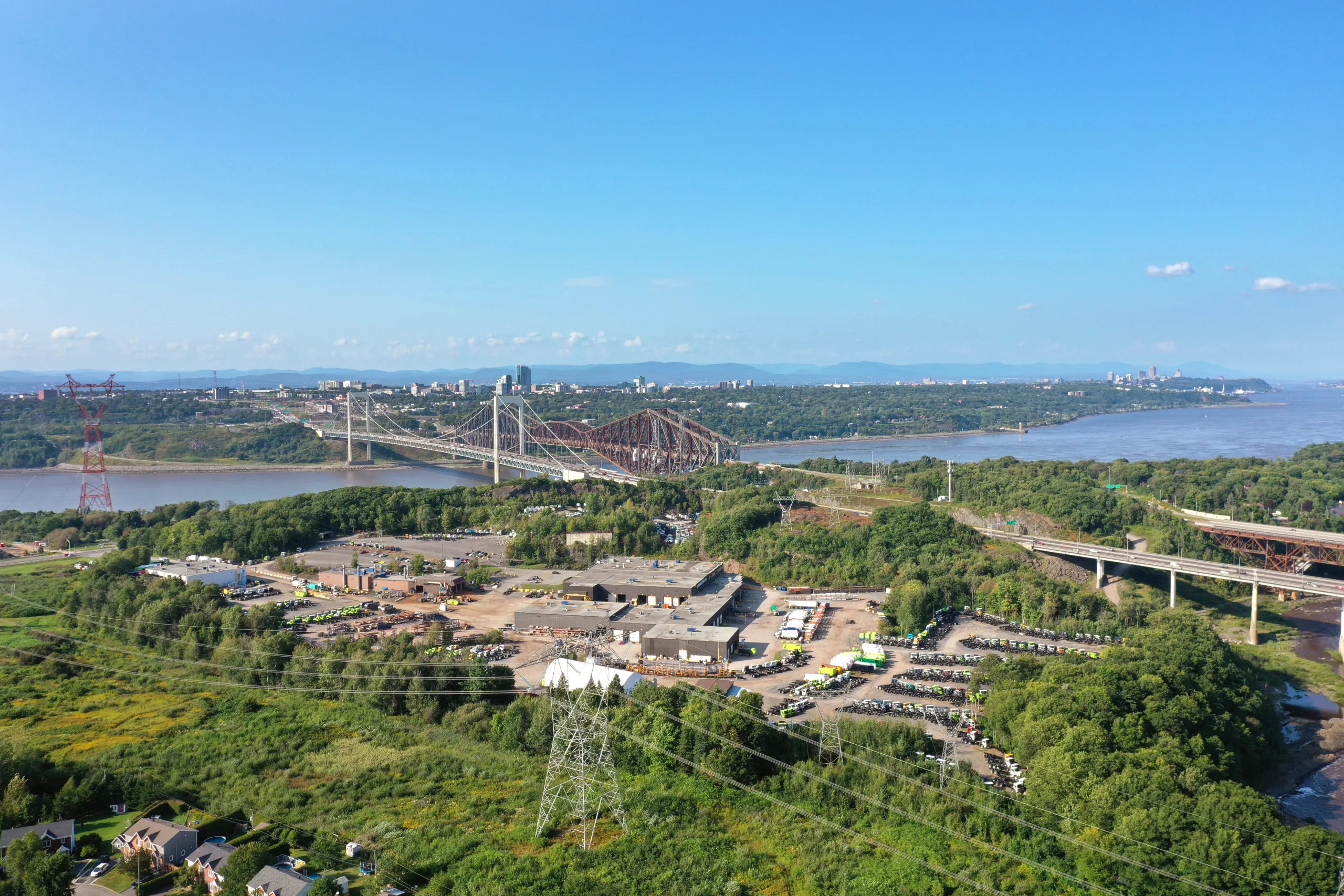Vue aérienne de la zone industrielle Villieu